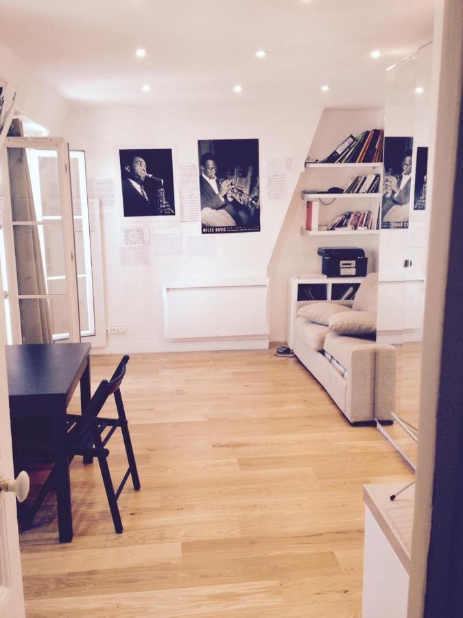 Montmartre Sous Les Toits Apartment ปารีส ภายนอก รูปภาพ